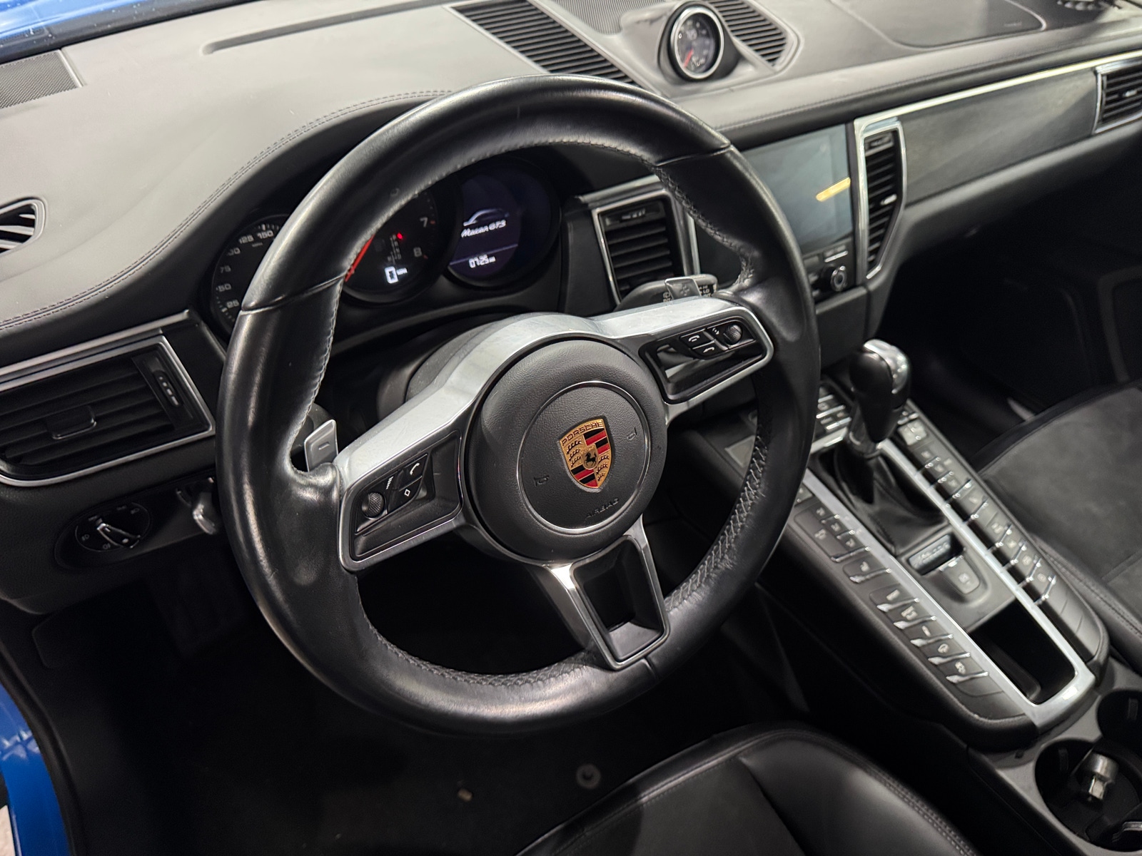 Thumbnail: 2018 Porsche Macan - 4
