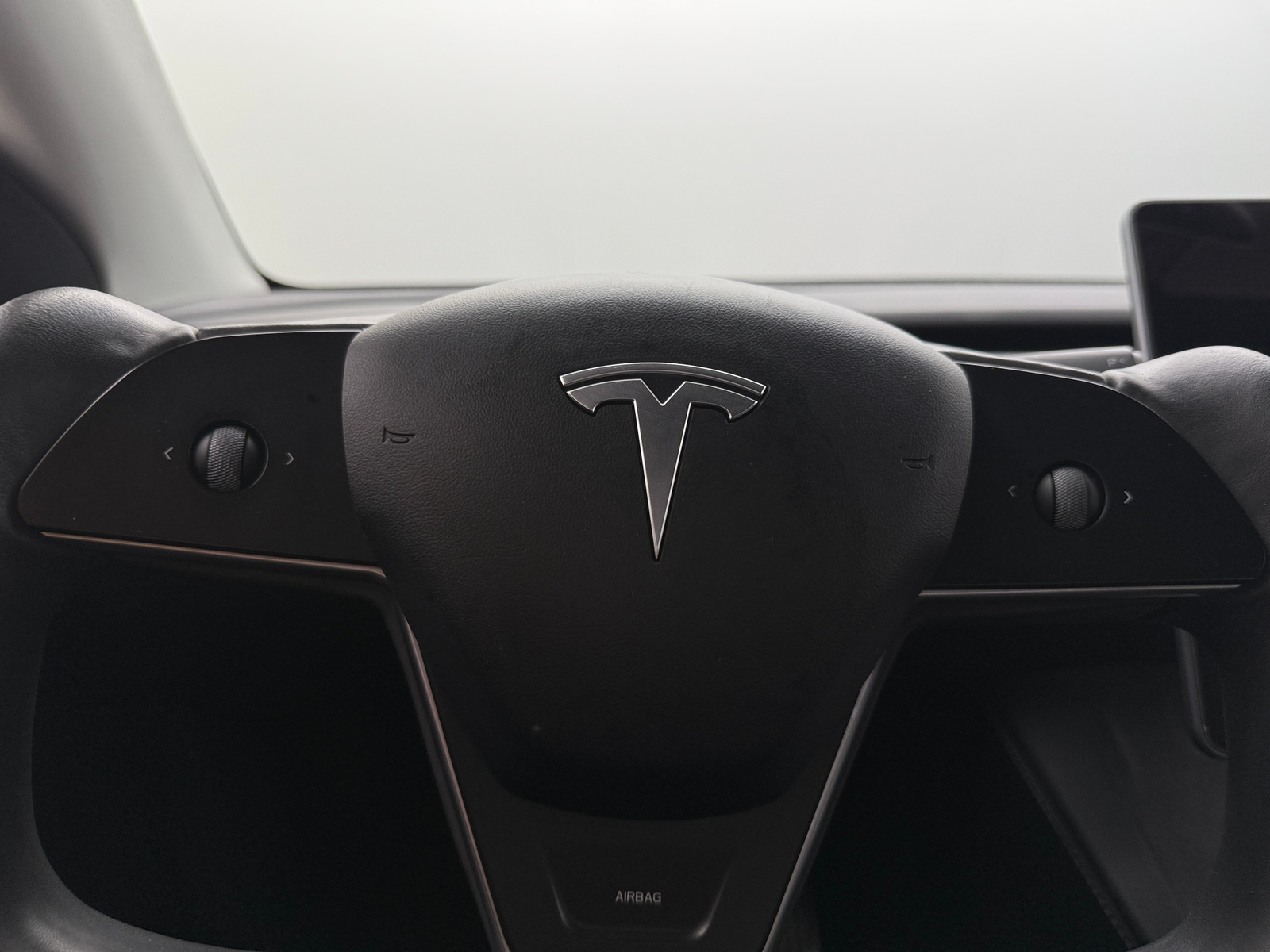 Thumbnail: 2022 Tesla Model Y - 4