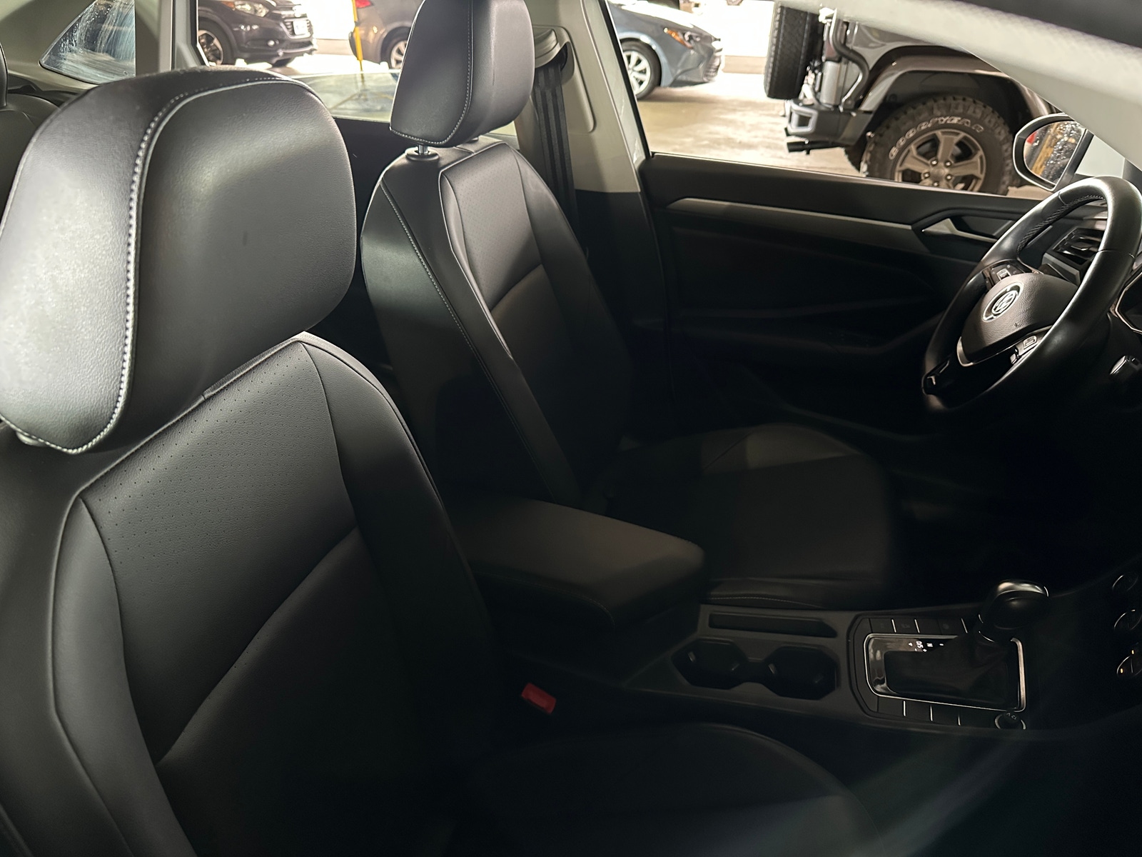Thumbnail: 2019 Volkswagen Jetta - 2