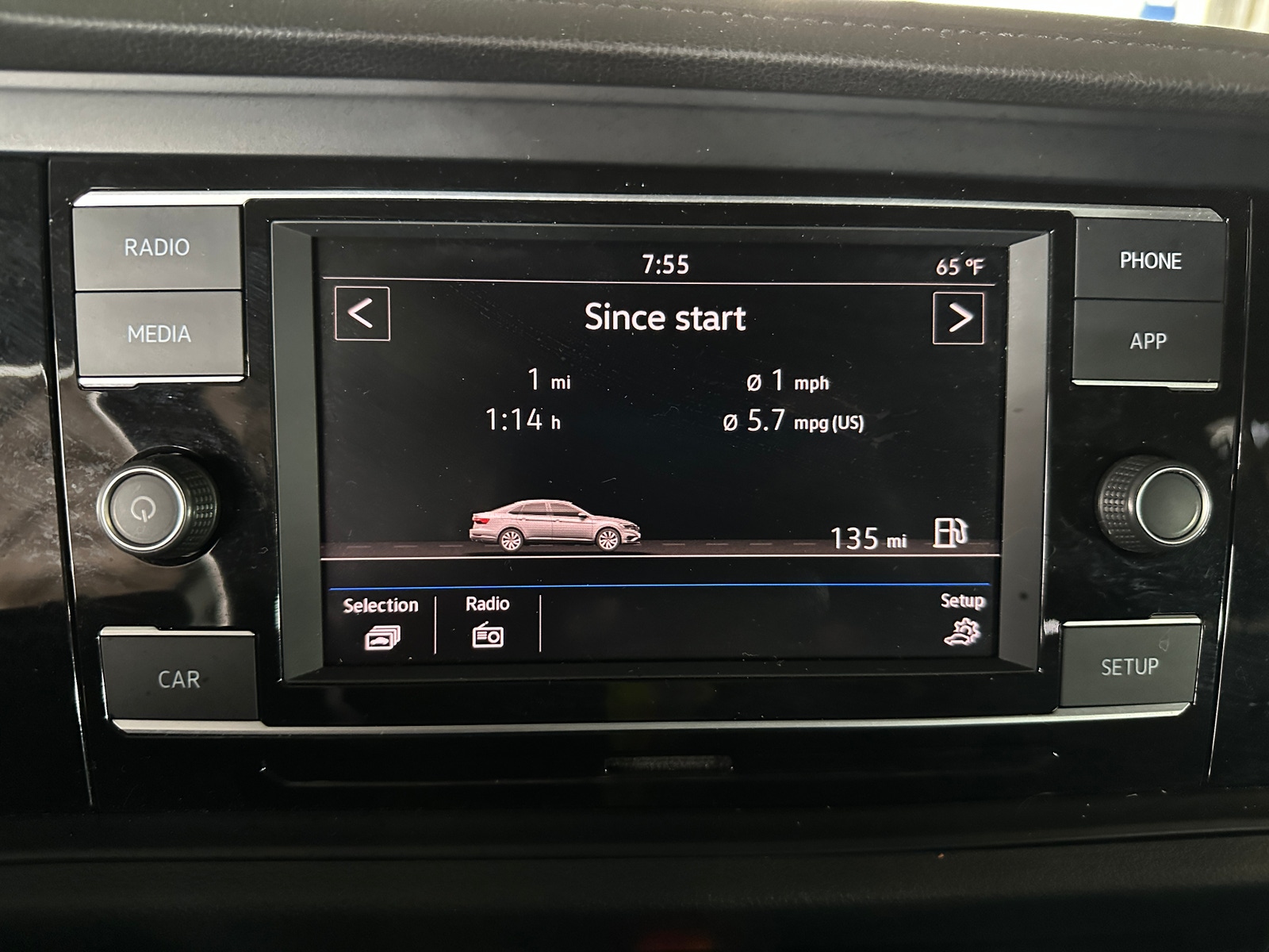 Thumbnail: 2019 Volkswagen Jetta - 4
