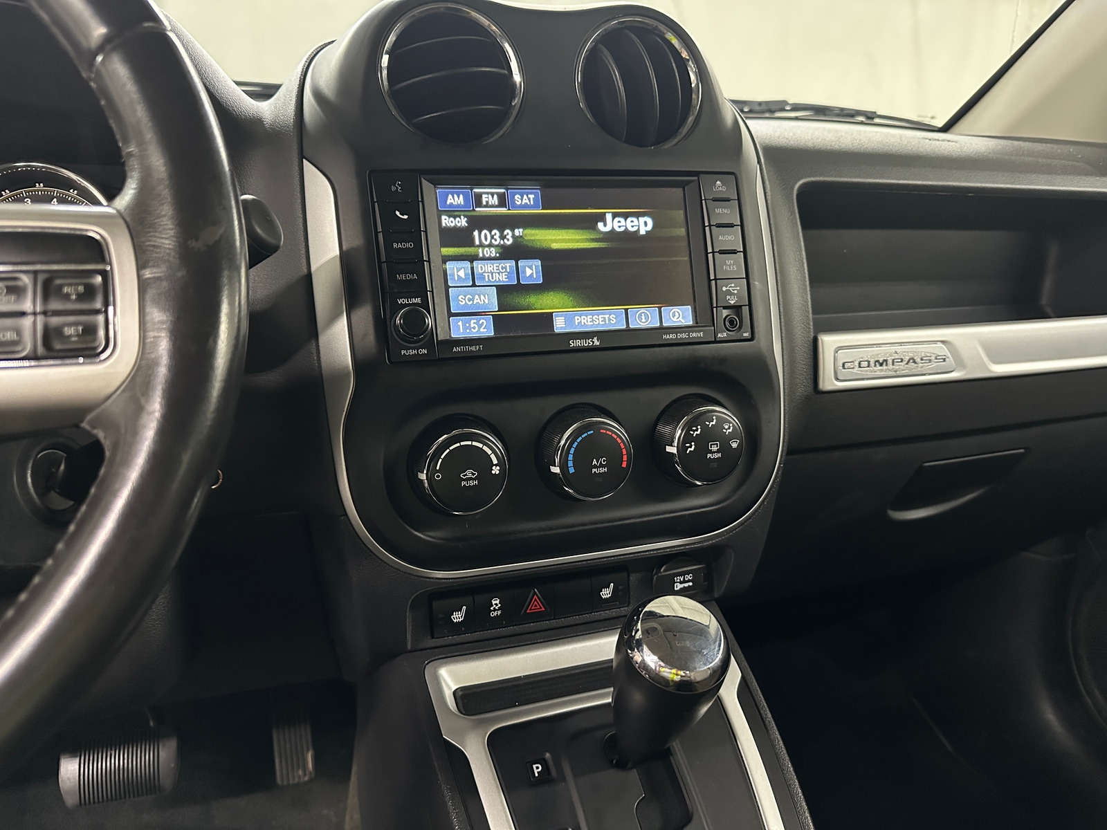 Thumbnail: 2017 Jeep Compass - 3