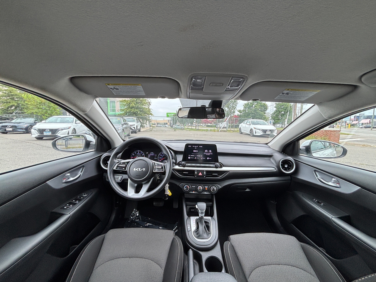 Thumbnail: 2023 Kia Forte - 3