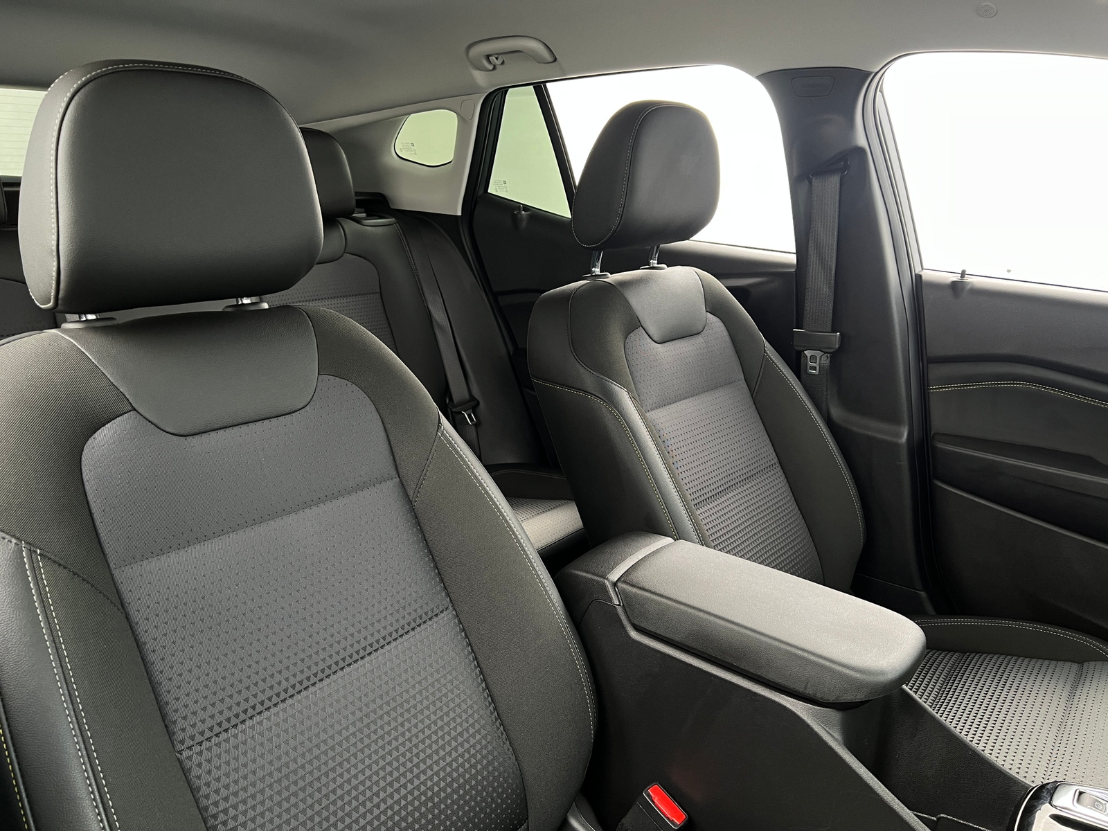 Thumbnail: 2025 Chevrolet Trax - 2