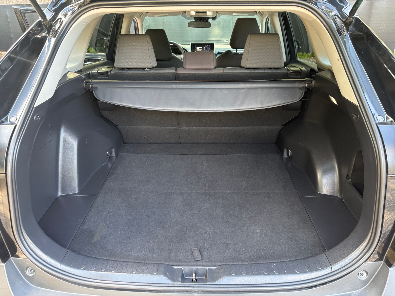 Thumbnail: 2024 Toyota RAV4 - 6