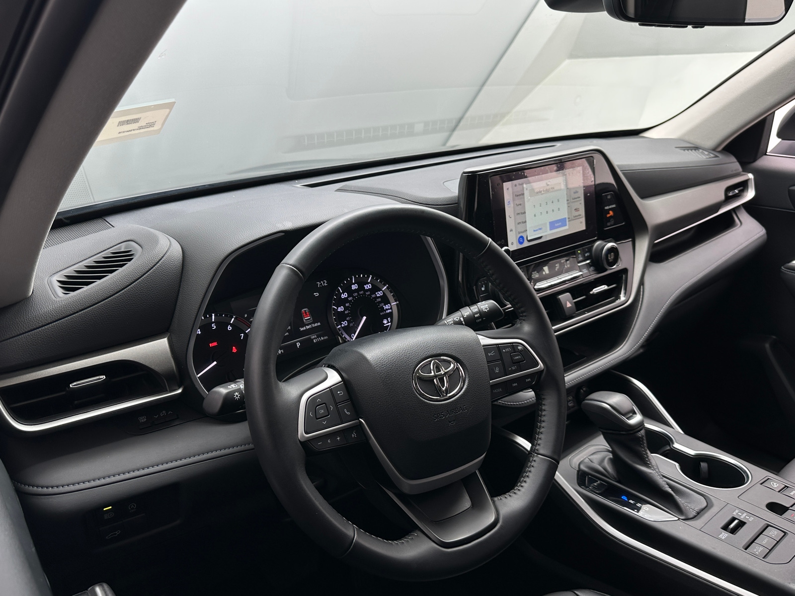 Thumbnail: 2023 Toyota Highlander - 2