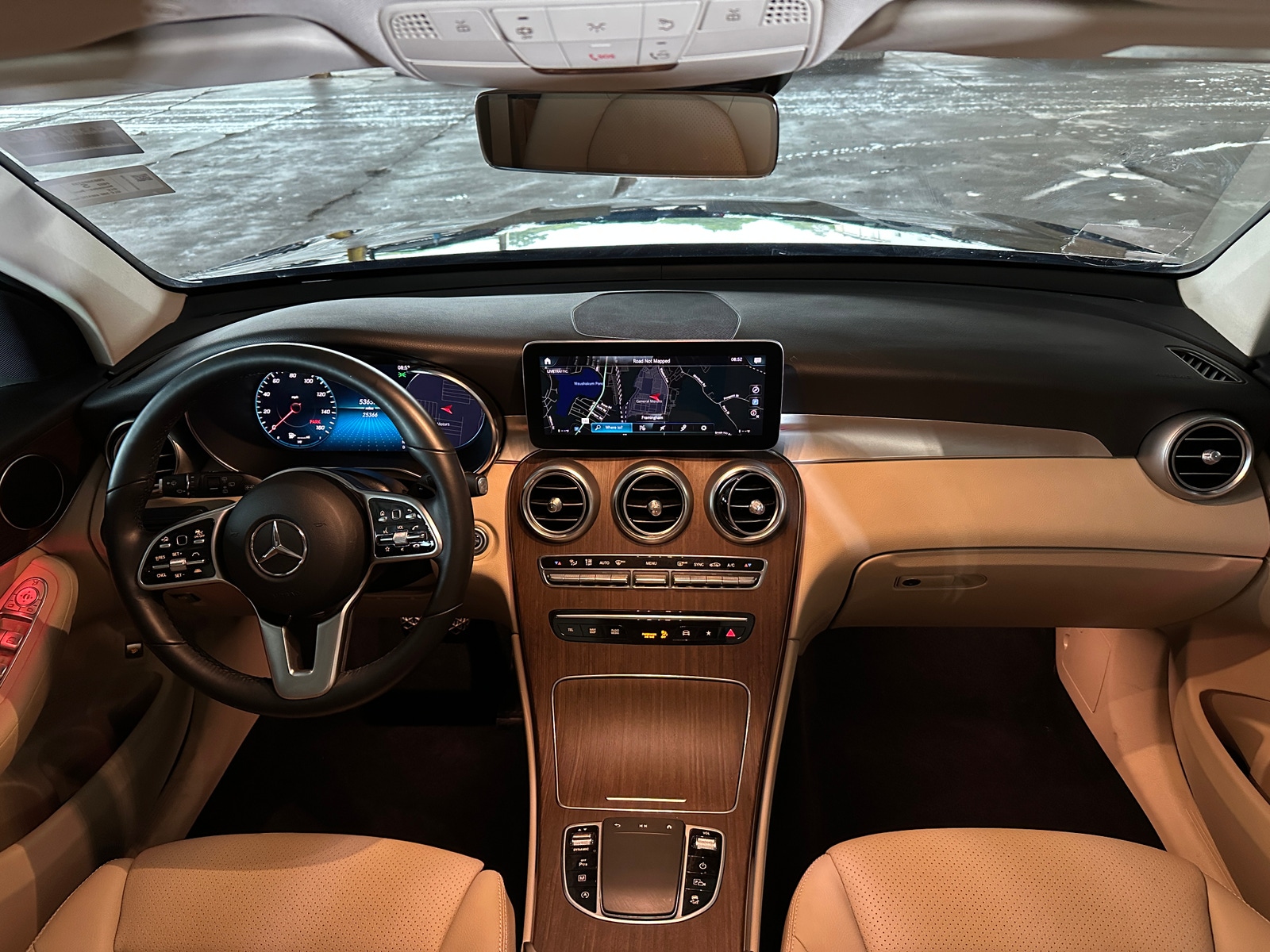 Thumbnail: 2022 Mercedes-Benz GLC - 2