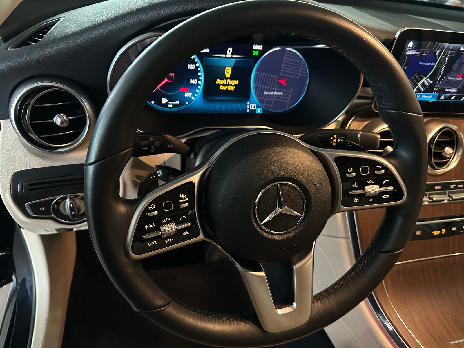 Thumbnail: 2022 Mercedes-Benz GLC - 4
