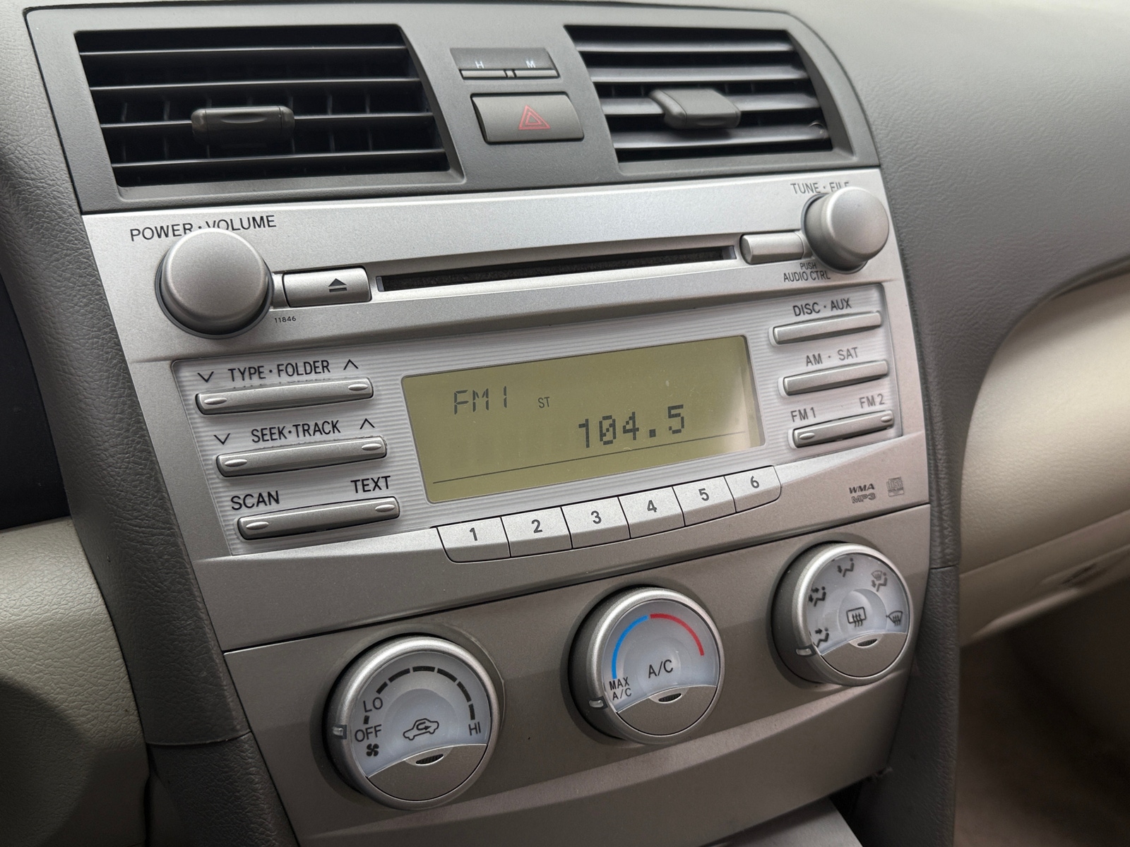 Thumbnail: 2010 Toyota Camry - 4