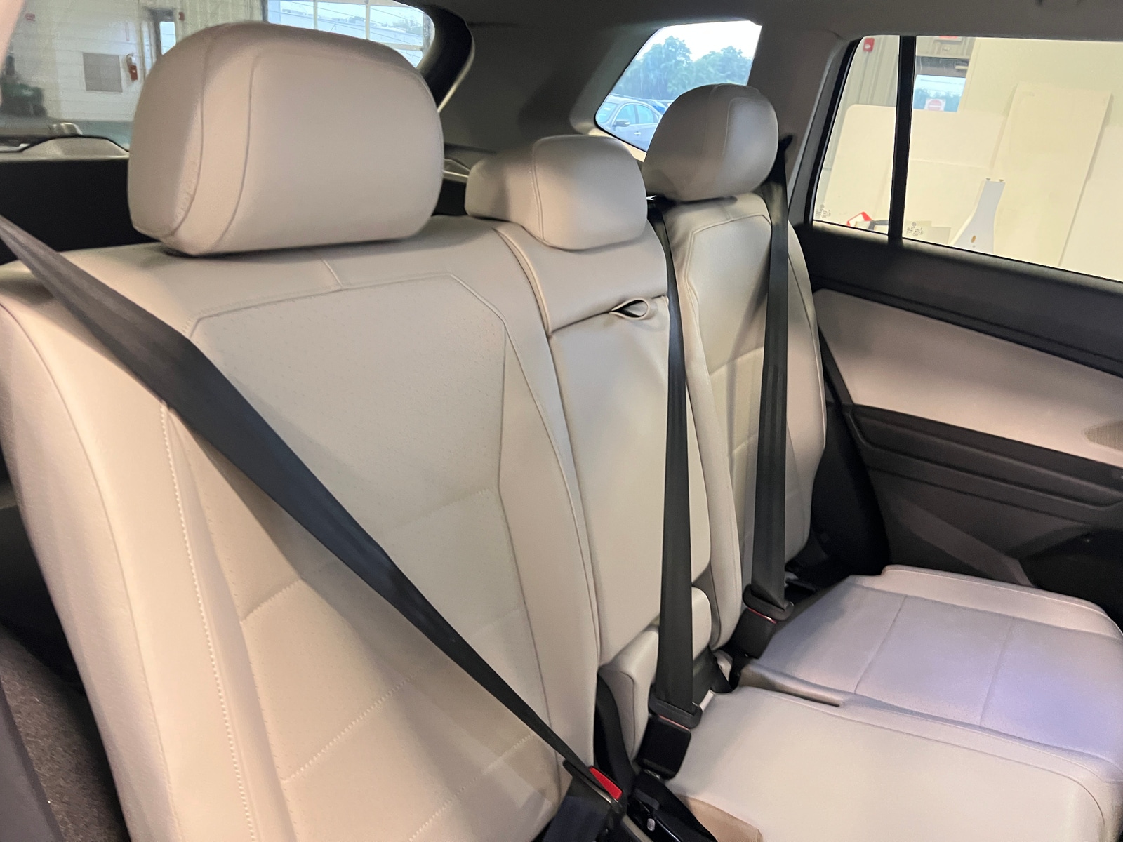 Thumbnail: 2018 Volkswagen Tiguan - 5