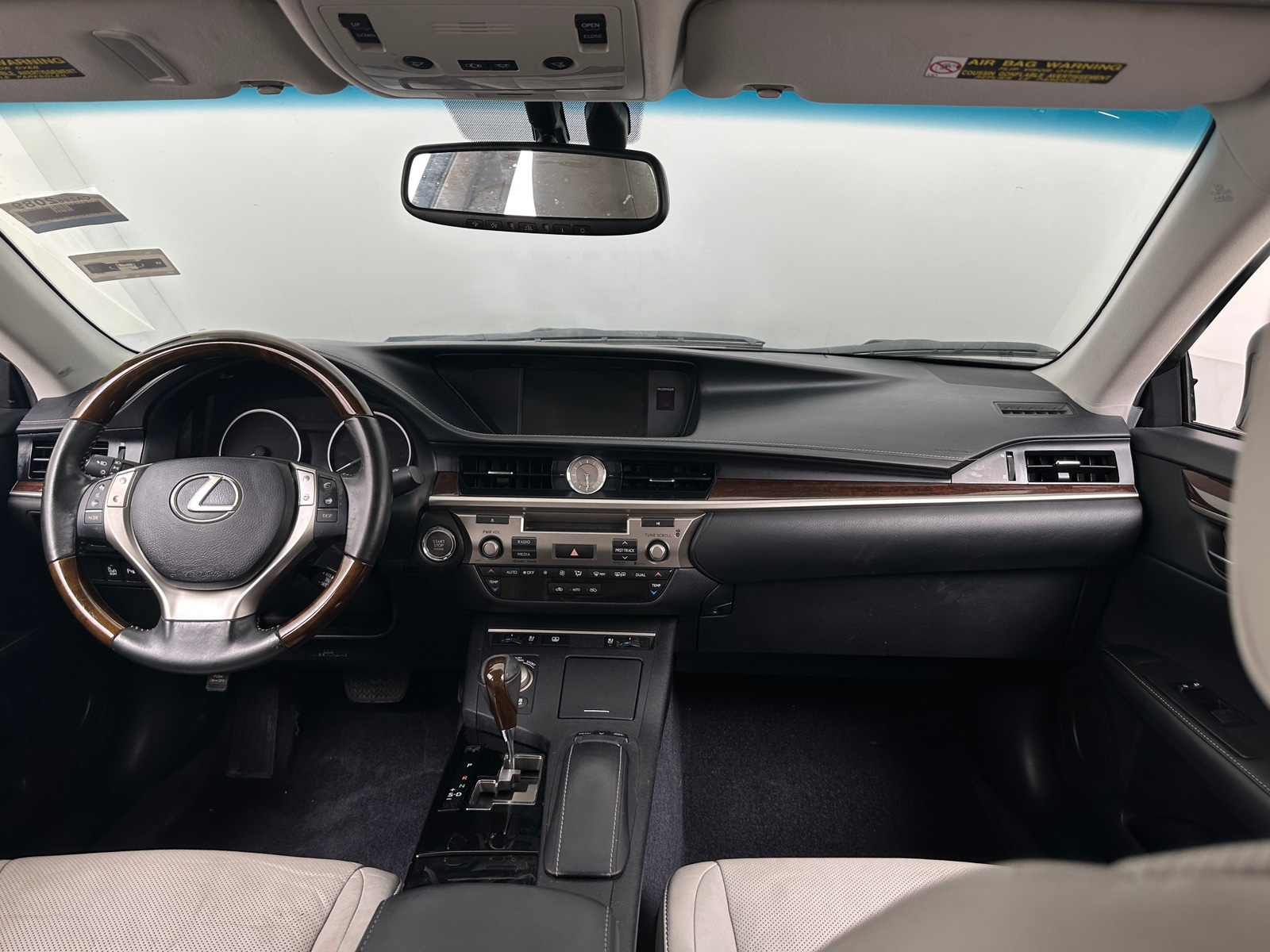 Thumbnail: 2013 Lexus ES - 2
