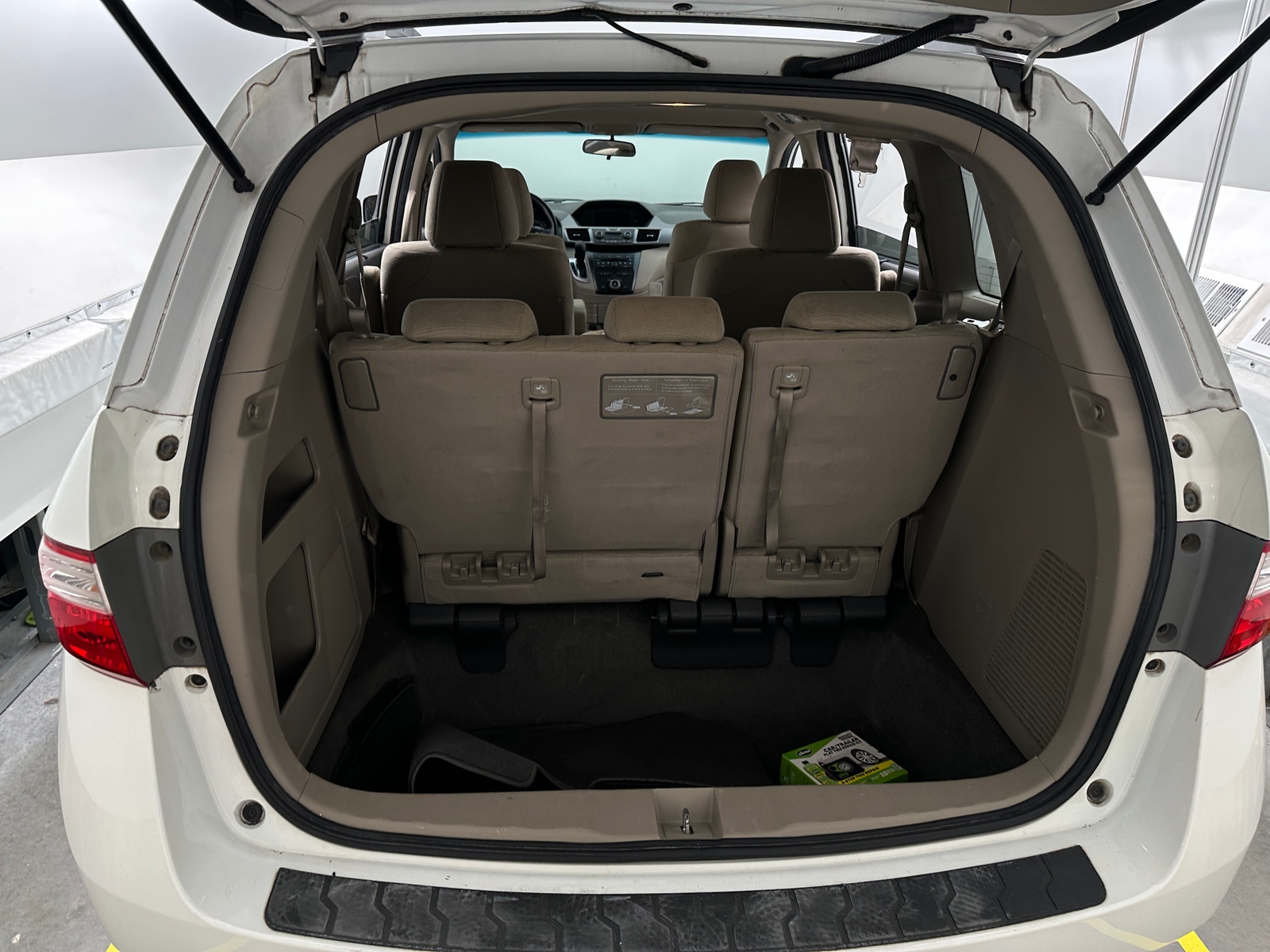 Thumbnail: 2012 Honda Odyssey - 7