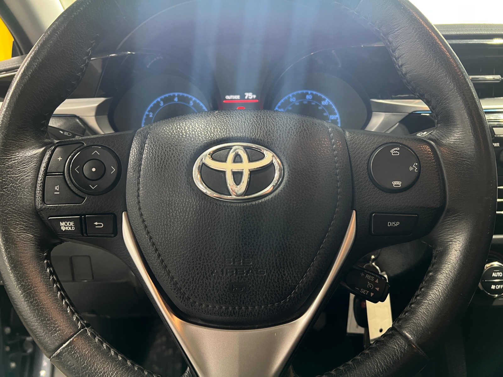 Thumbnail: 2015 Toyota Corolla - 5
