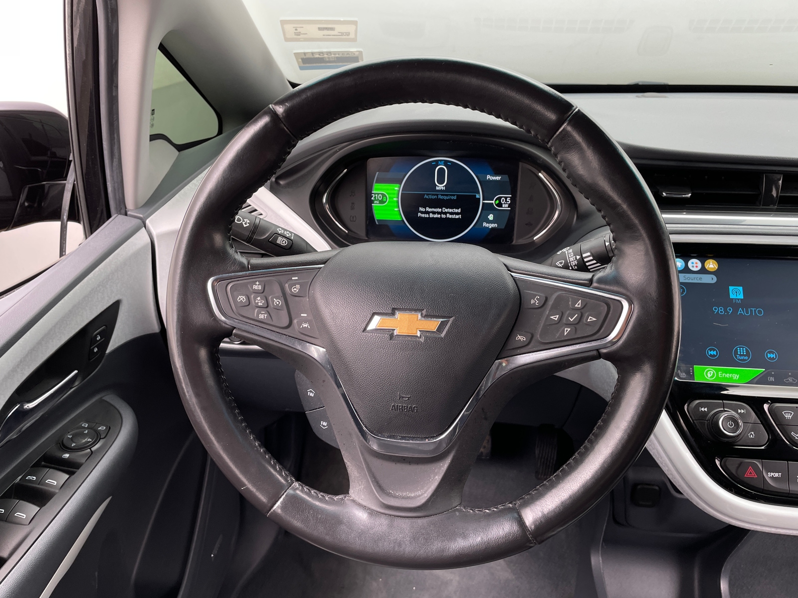 Thumbnail: 2021 Chevrolet Bolt EV - 4