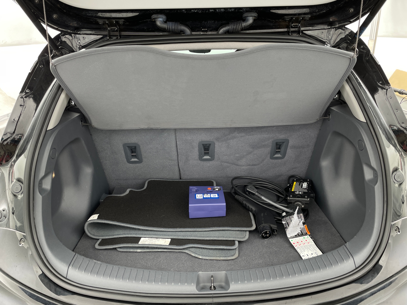 Thumbnail: 2021 Chevrolet Bolt EV - 6