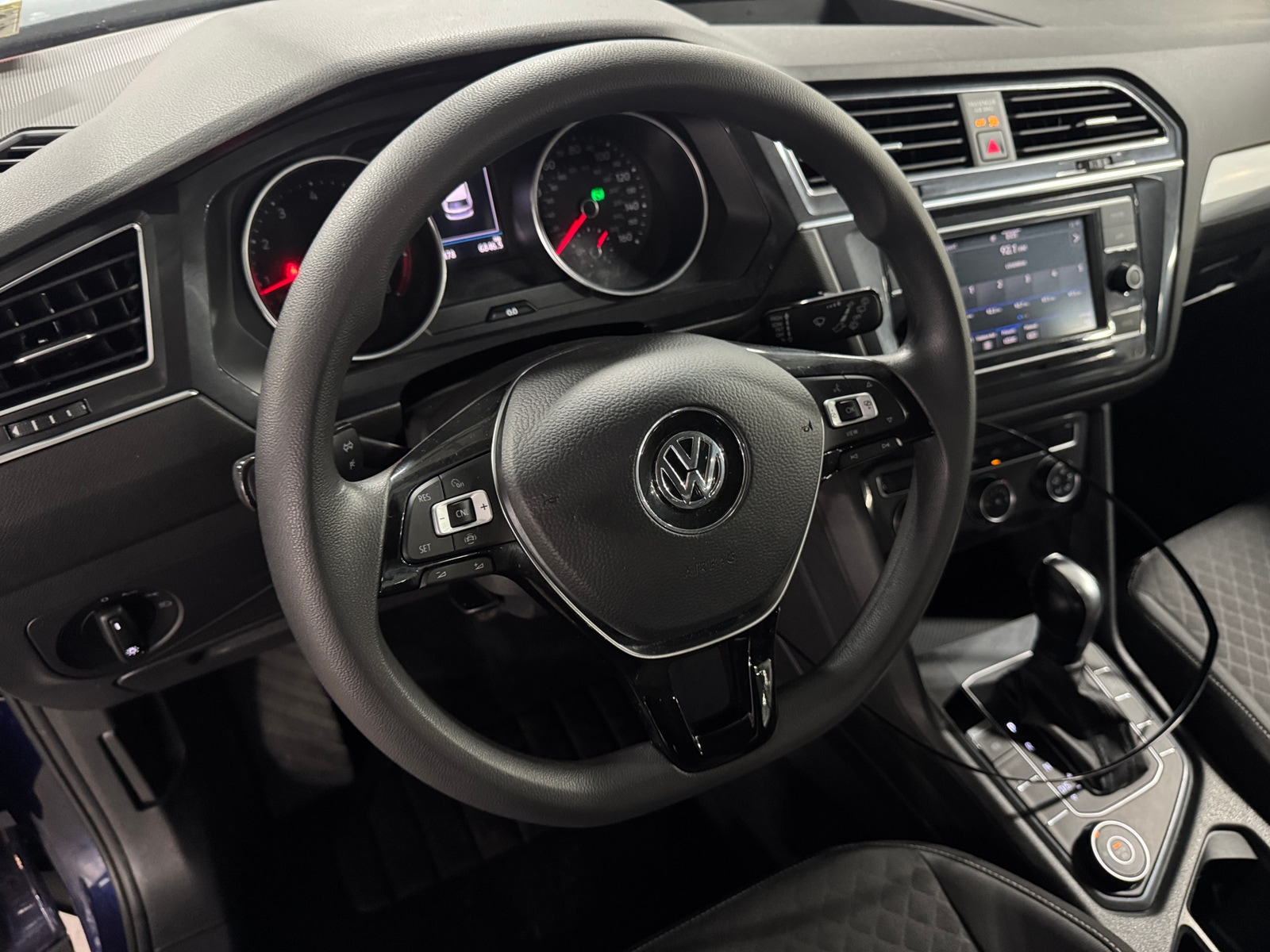 Thumbnail: 2021 Volkswagen Tiguan - 5