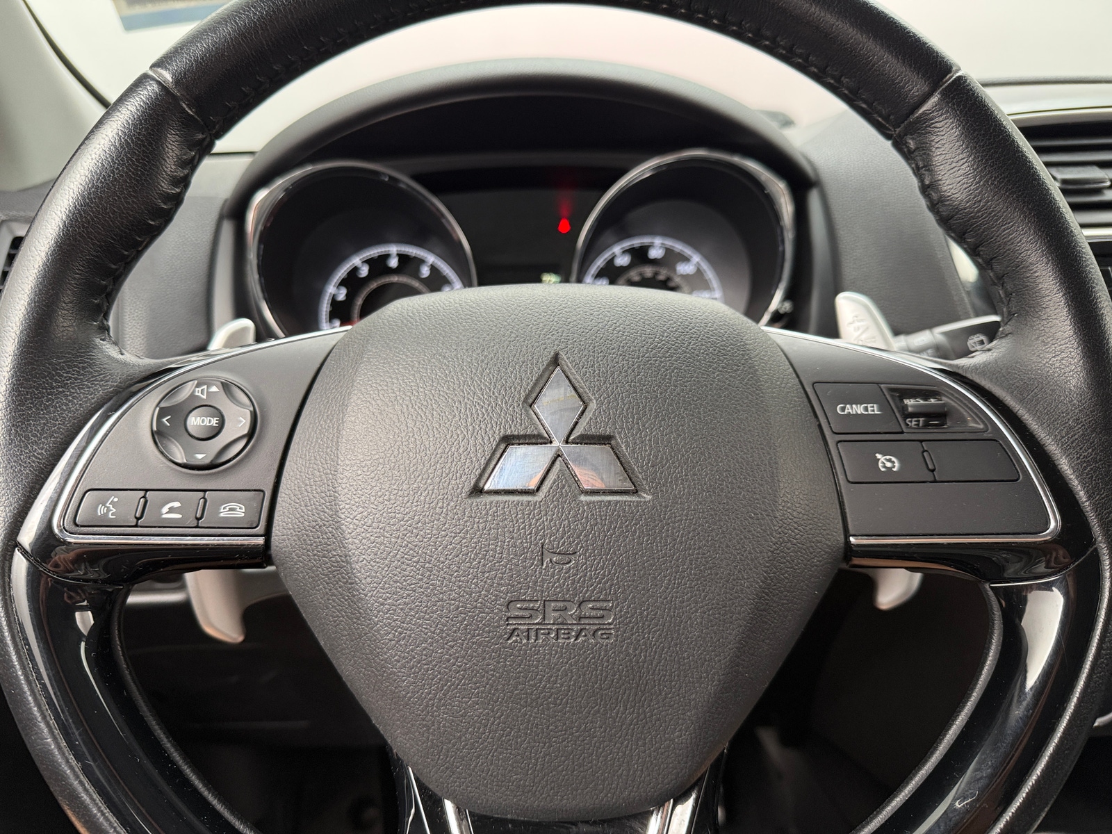 Thumbnail: 2017 Mitsubishi Outlander Sport - 4