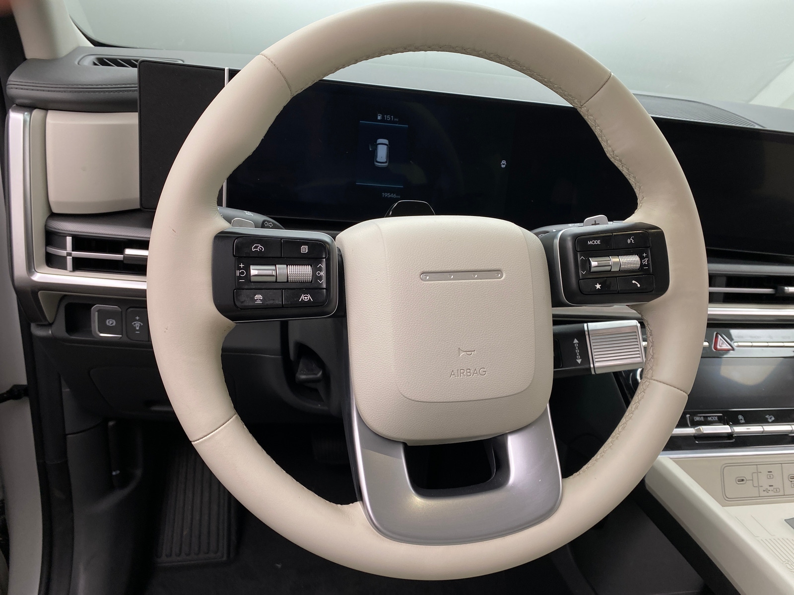Thumbnail: 2024 Hyundai Santa Fe - 4