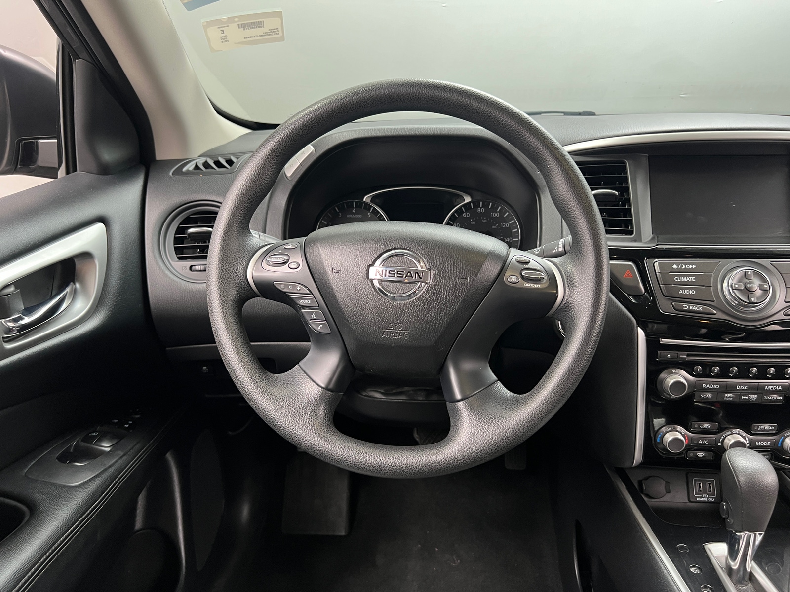 Thumbnail: 2018 Nissan Pathfinder - 5