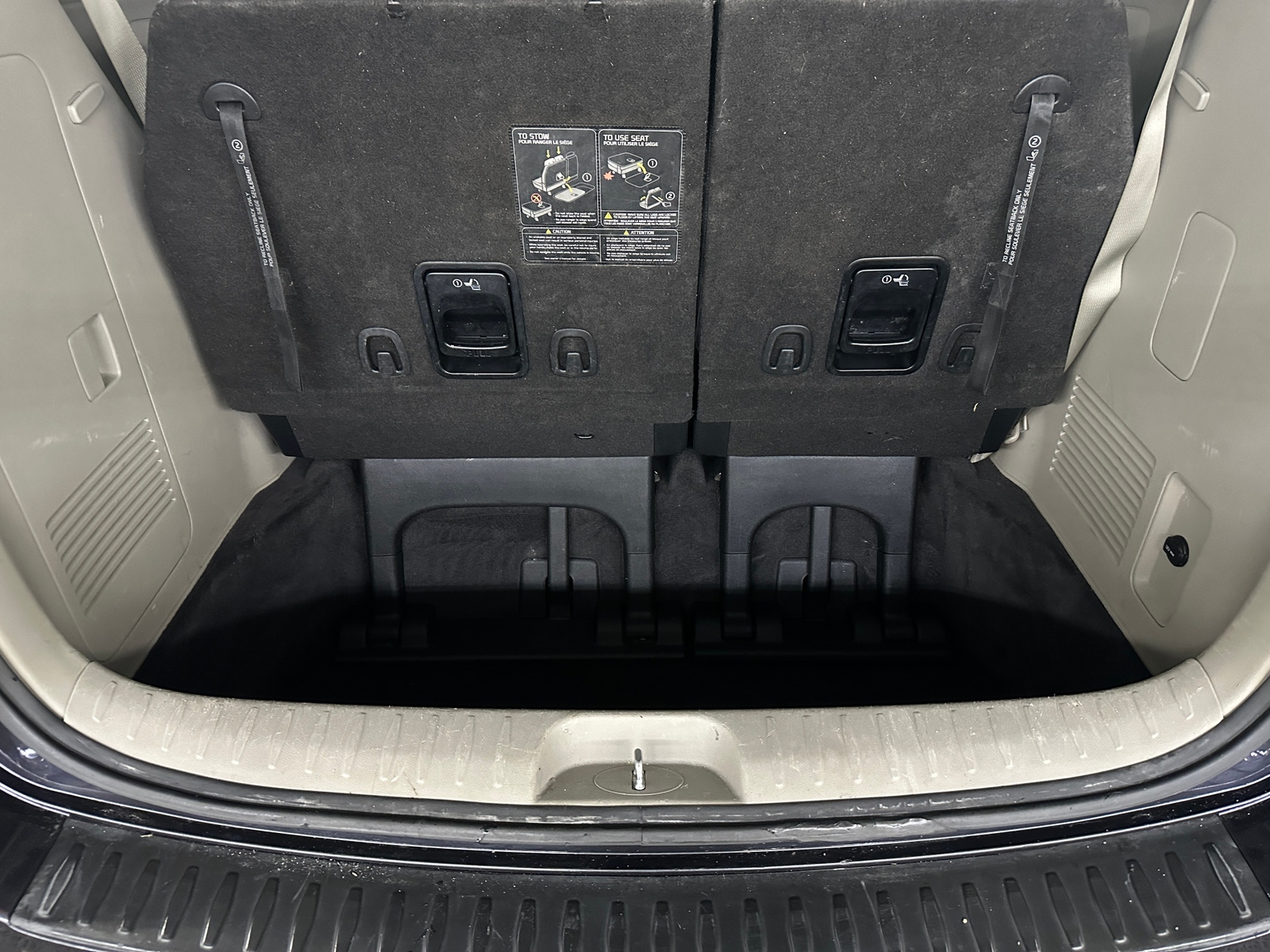Thumbnail: 2020 Kia Sedona - 6