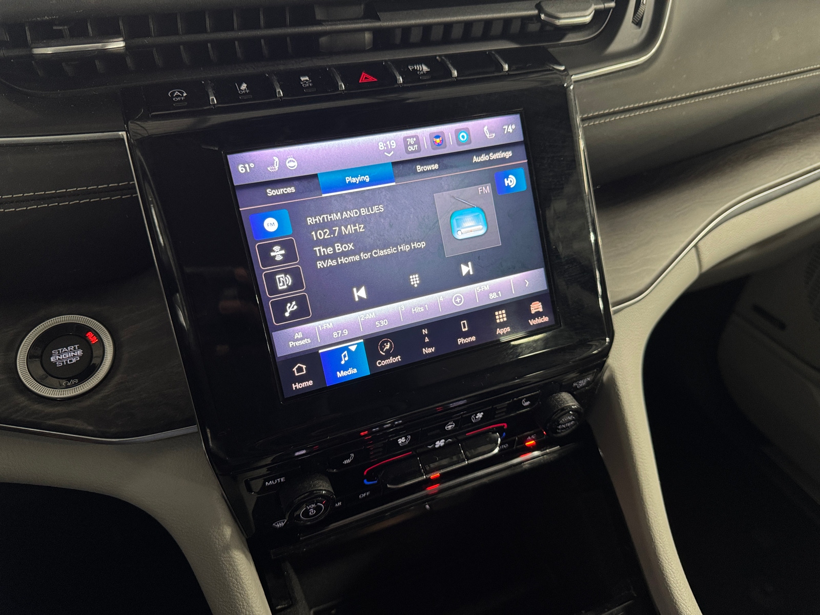 Thumbnail: 2022 Jeep Grand Cherokee - 3