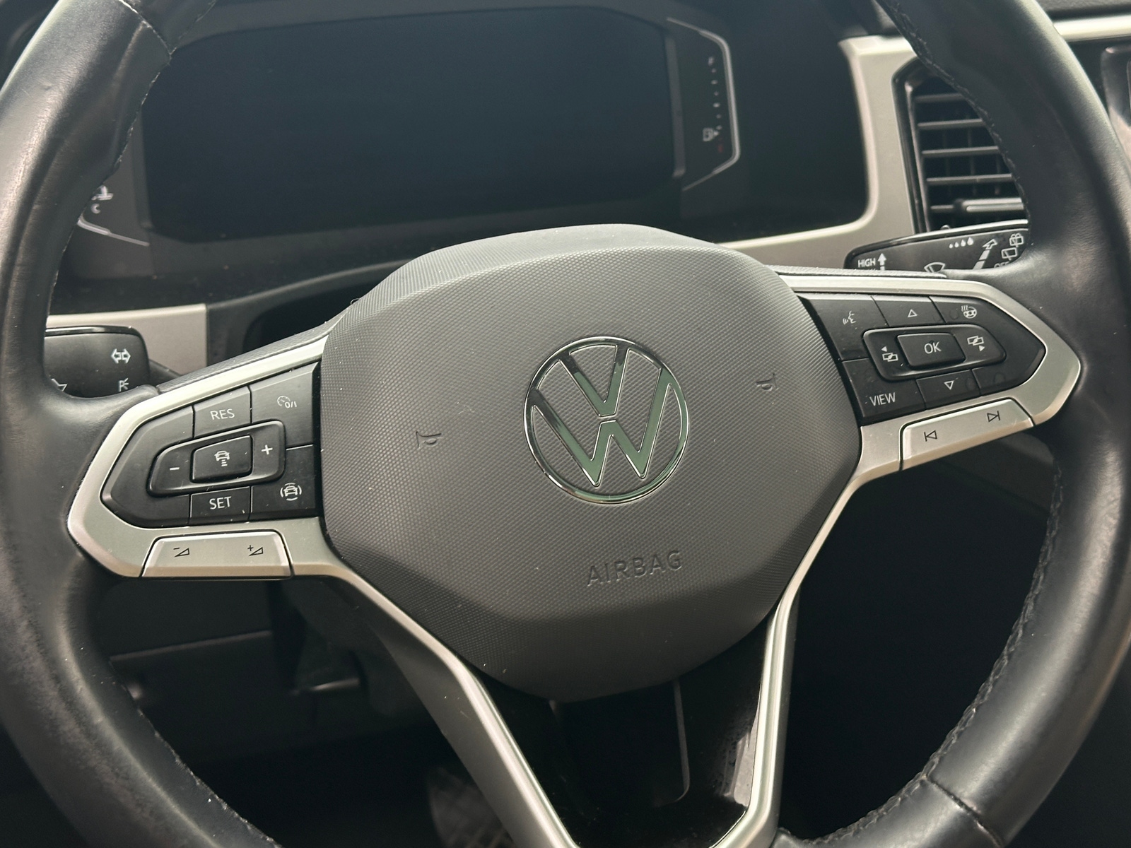 Thumbnail: 2020 Volkswagen Atlas - 4