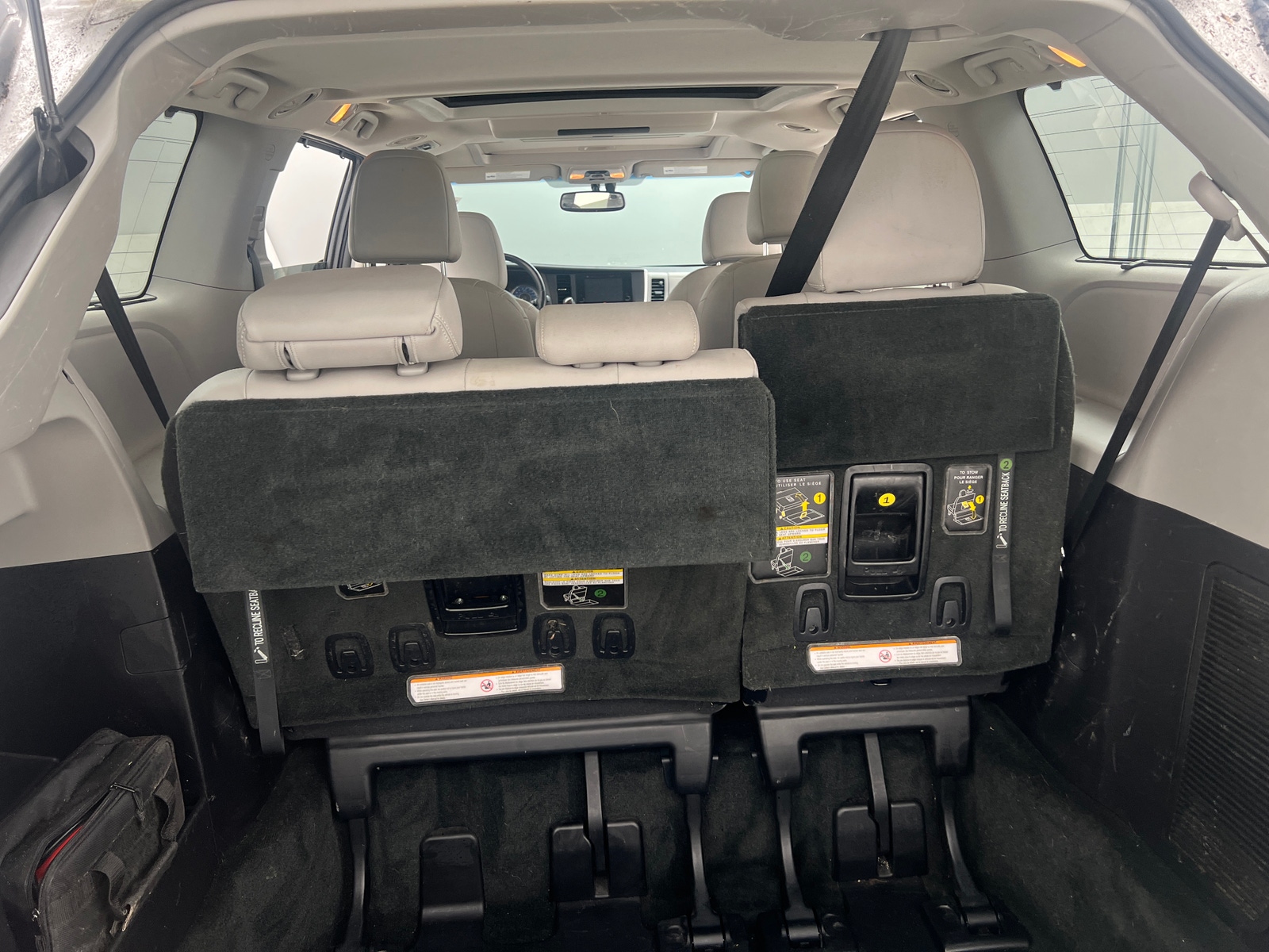 Thumbnail: 2015 Toyota Sienna - 7