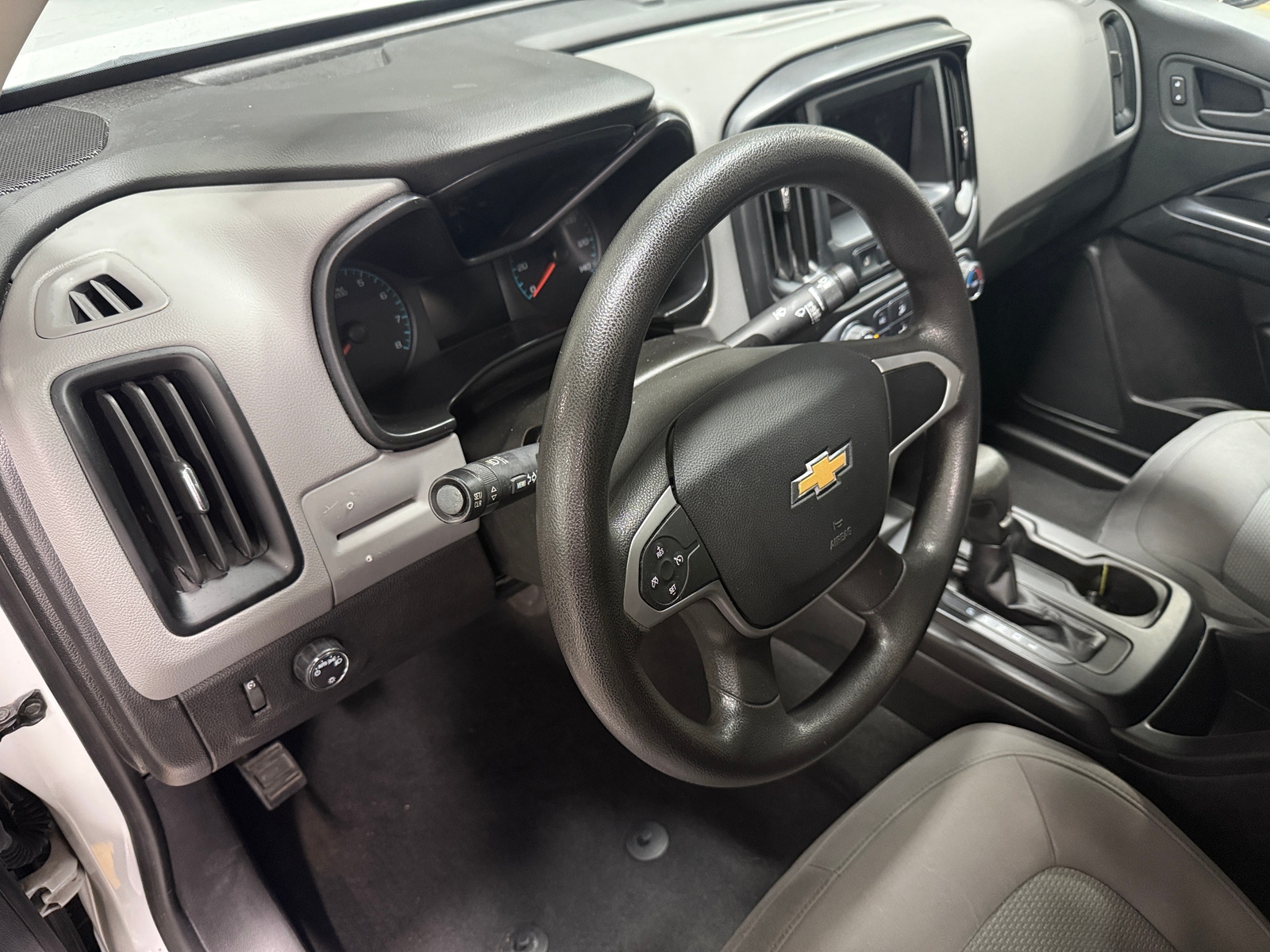 Thumbnail: 2020 Chevrolet Colorado - 3