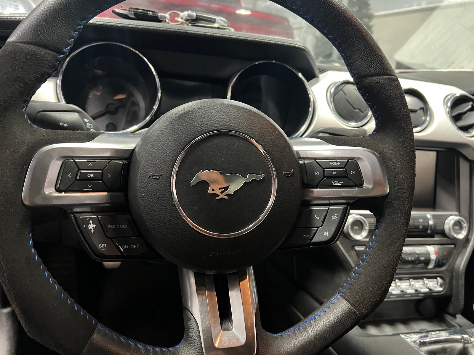 Thumbnail: 2015 Ford Mustang - 3