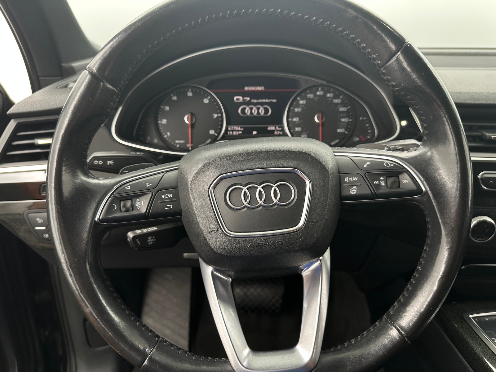 Thumbnail: 2017 Audi Q7 - 4