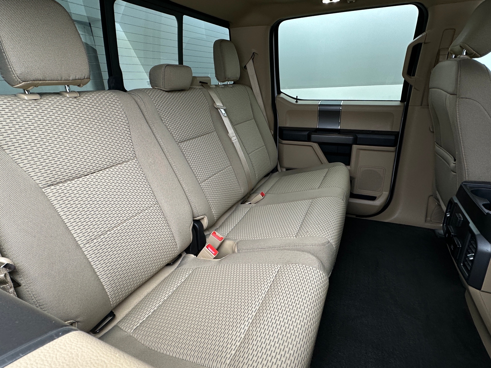 Thumbnail: 2020 Ford Econoline - 6