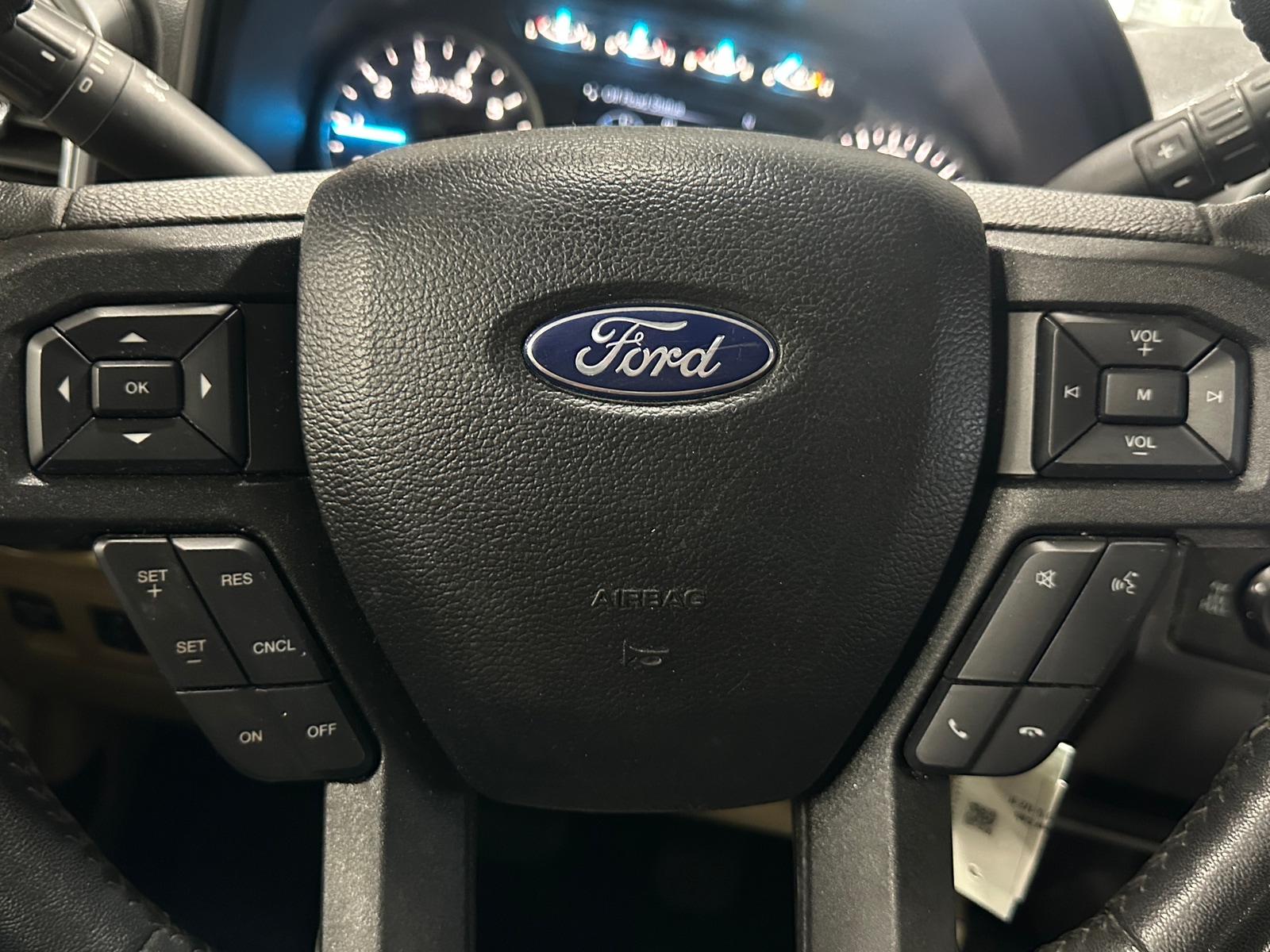 Thumbnail: 2020 Ford Econoline - 5
