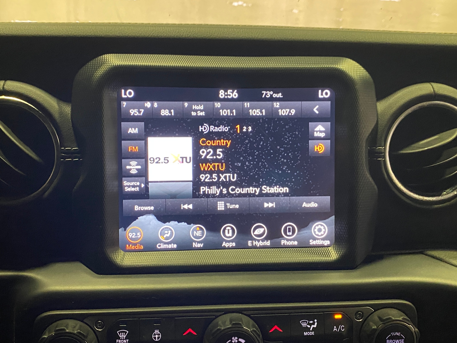 Thumbnail: 2021 Jeep Wrangler - 3