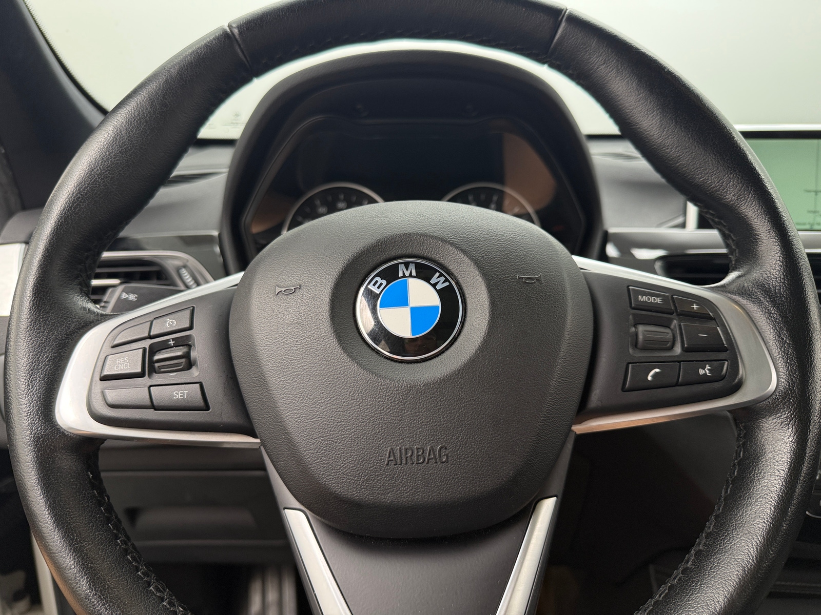 Thumbnail: 2018 BMW X1 - 4