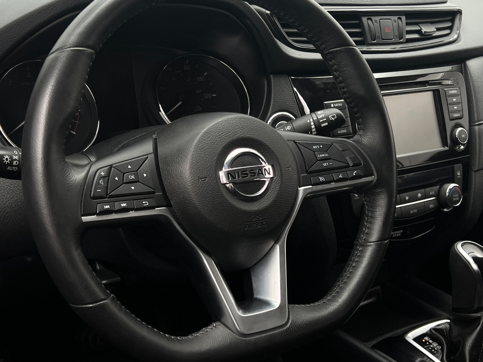 Thumbnail: 2018 Nissan Rogue - 4