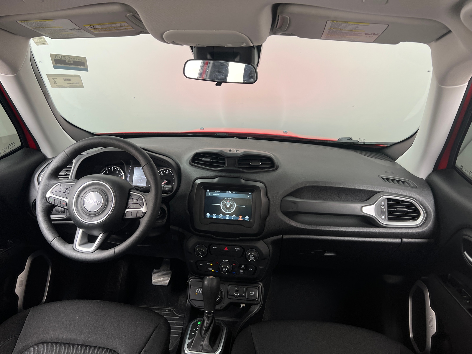 Thumbnail: 2019 Jeep Renegade - 3