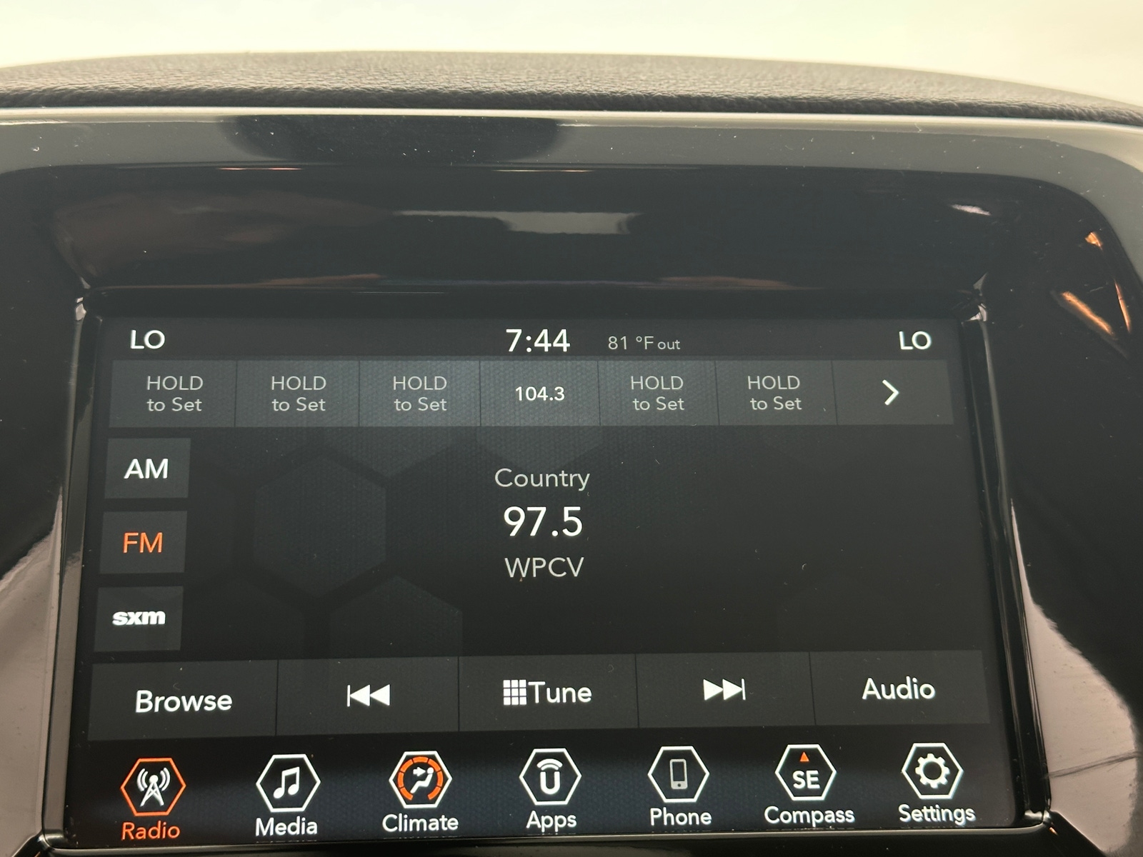 Thumbnail: 2021 Jeep Compass - 4