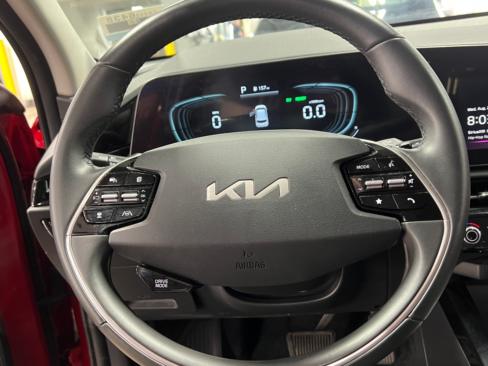 Thumbnail: 2023 Kia Niro - 4