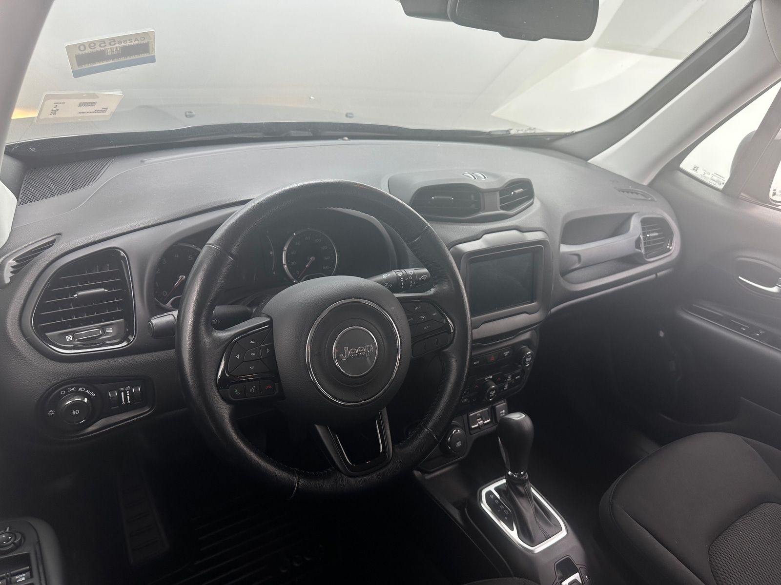 Thumbnail: 2019 Jeep Renegade - 3