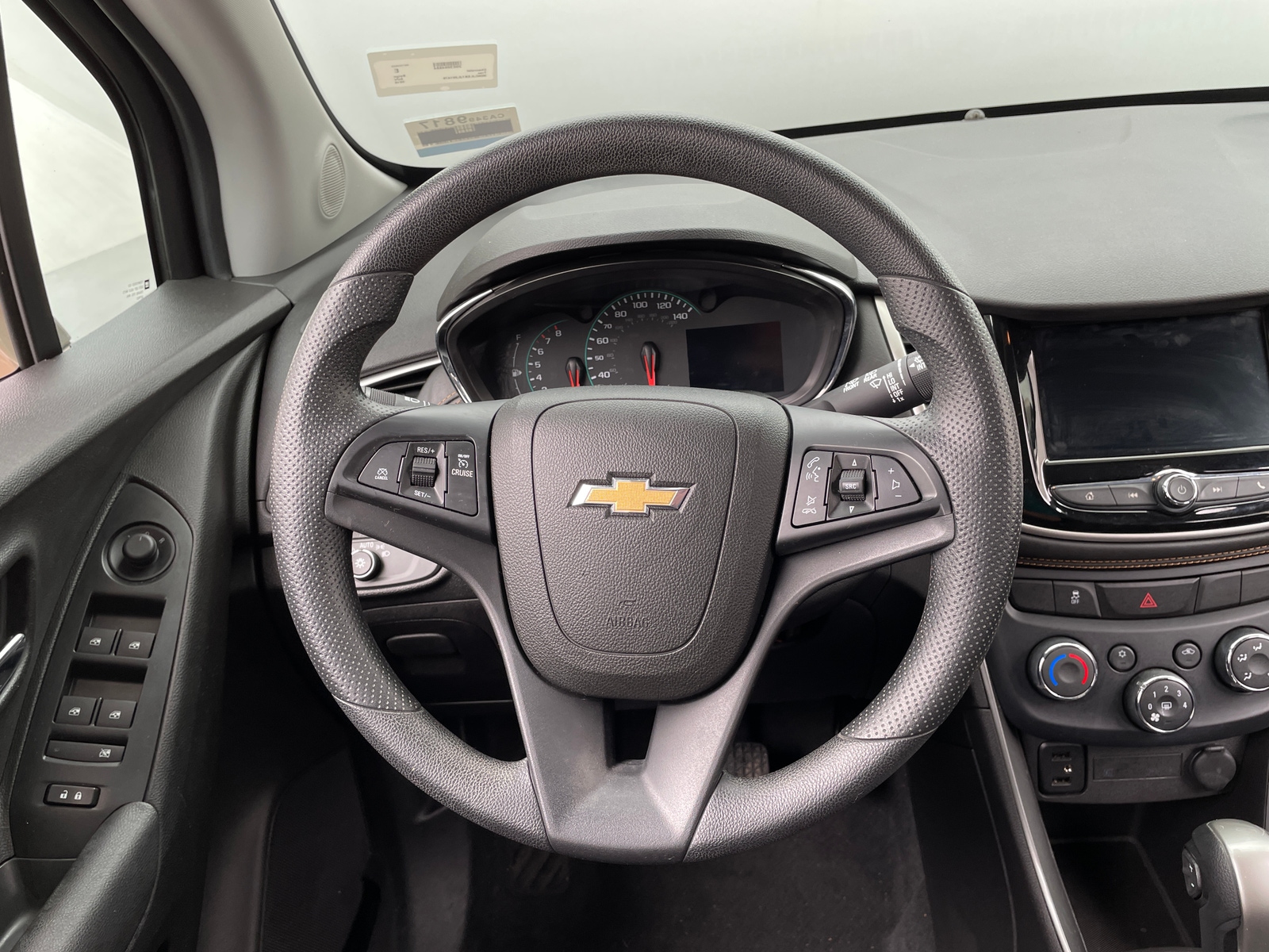 Thumbnail: 2018 Chevrolet Trax - 5