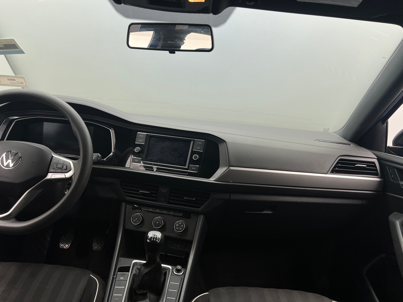 Thumbnail: 2022 Volkswagen Jetta - 3