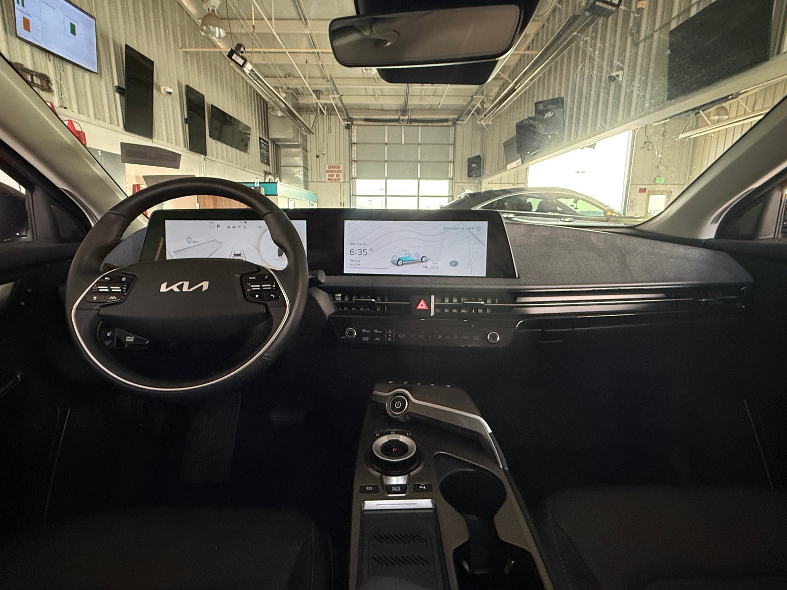 Thumbnail: 2024 Kia EV6 - 2