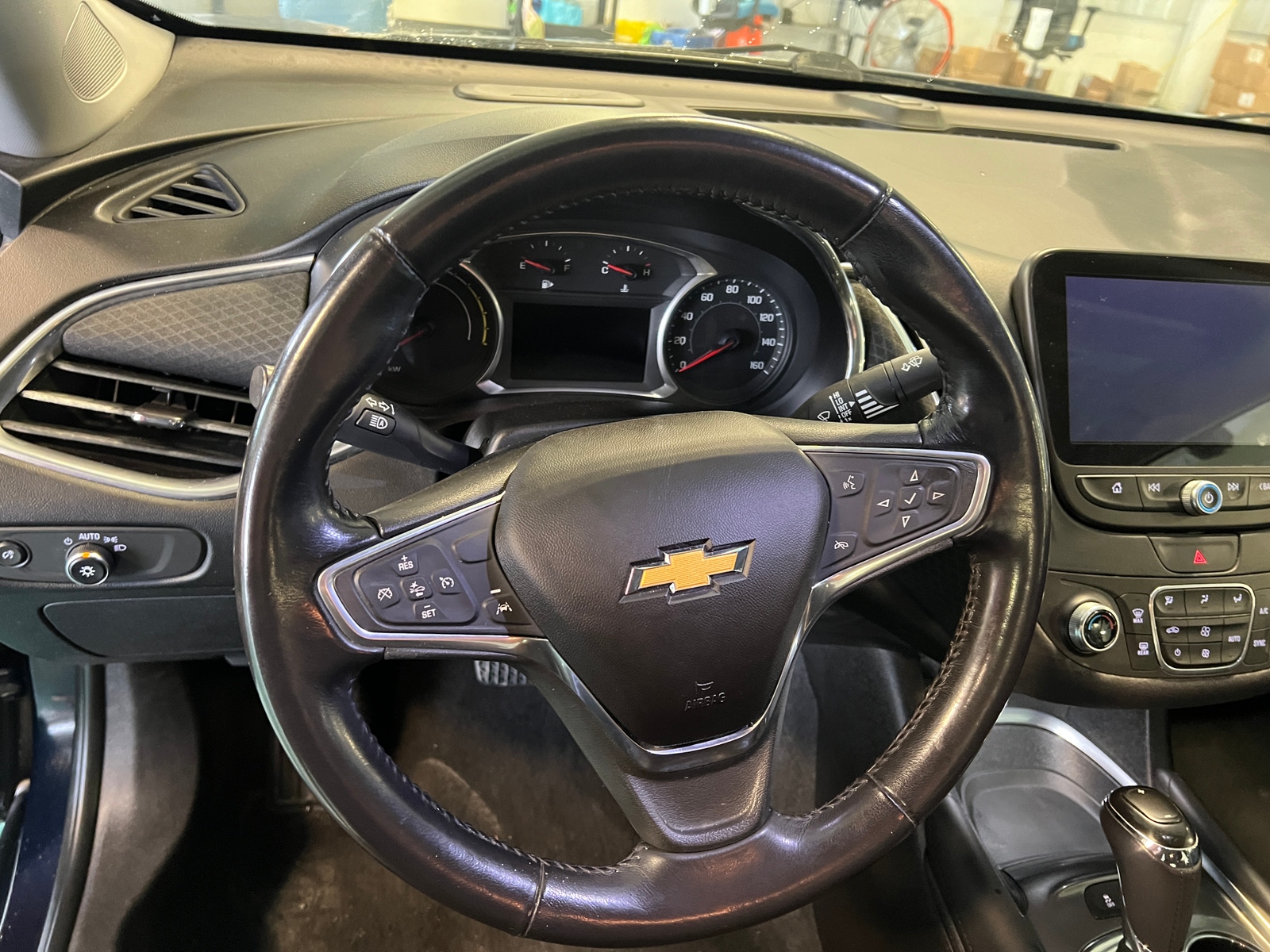 Thumbnail: 2018 Chevrolet Malibu - 5