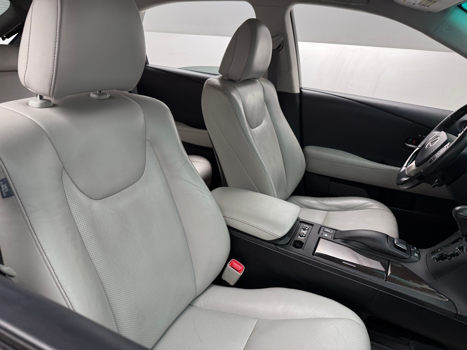 Thumbnail: 2013 Lexus RX - 2