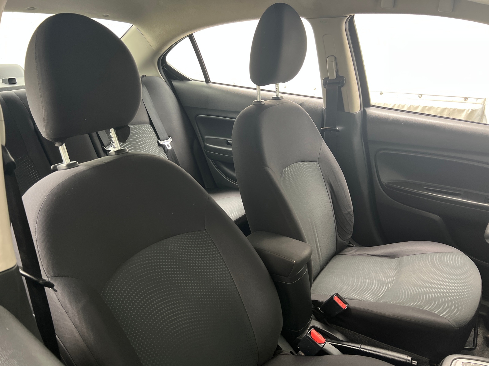 Thumbnail: 2020 Mitsubishi Mirage G4 - 2