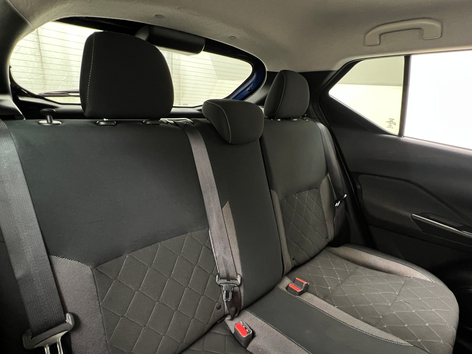Thumbnail: 2019 Nissan Kicks - 6