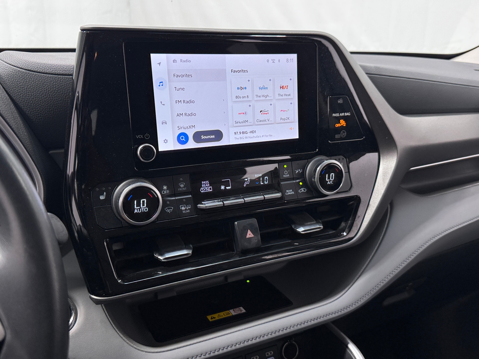 Thumbnail: 2023 Toyota Highlander - 3