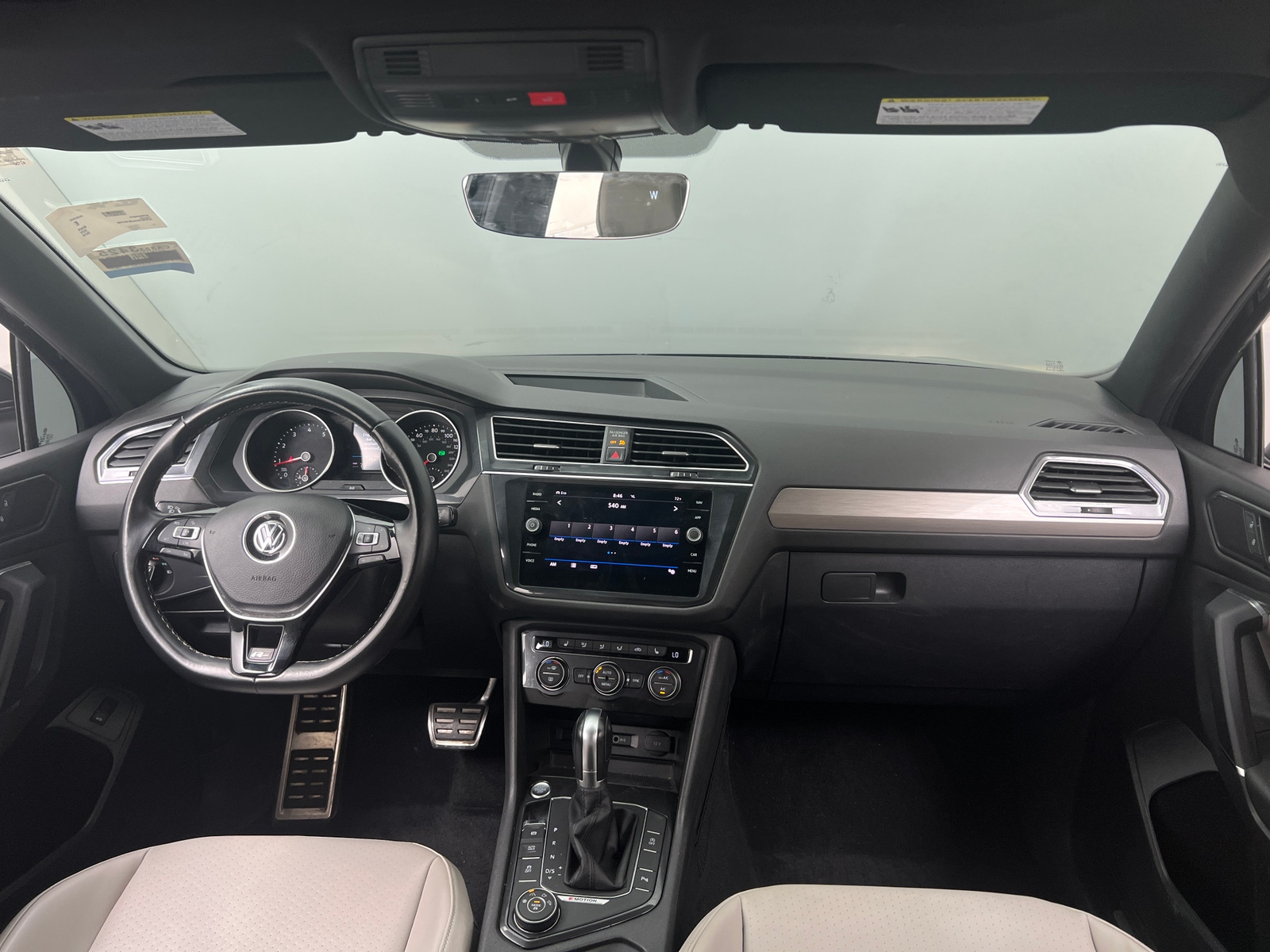 Thumbnail: 2018 Volkswagen Tiguan - 2