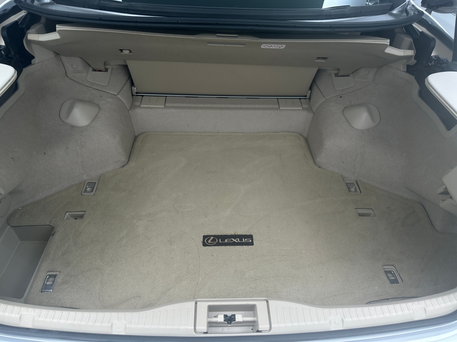 Thumbnail: 2010 Lexus IS - 6