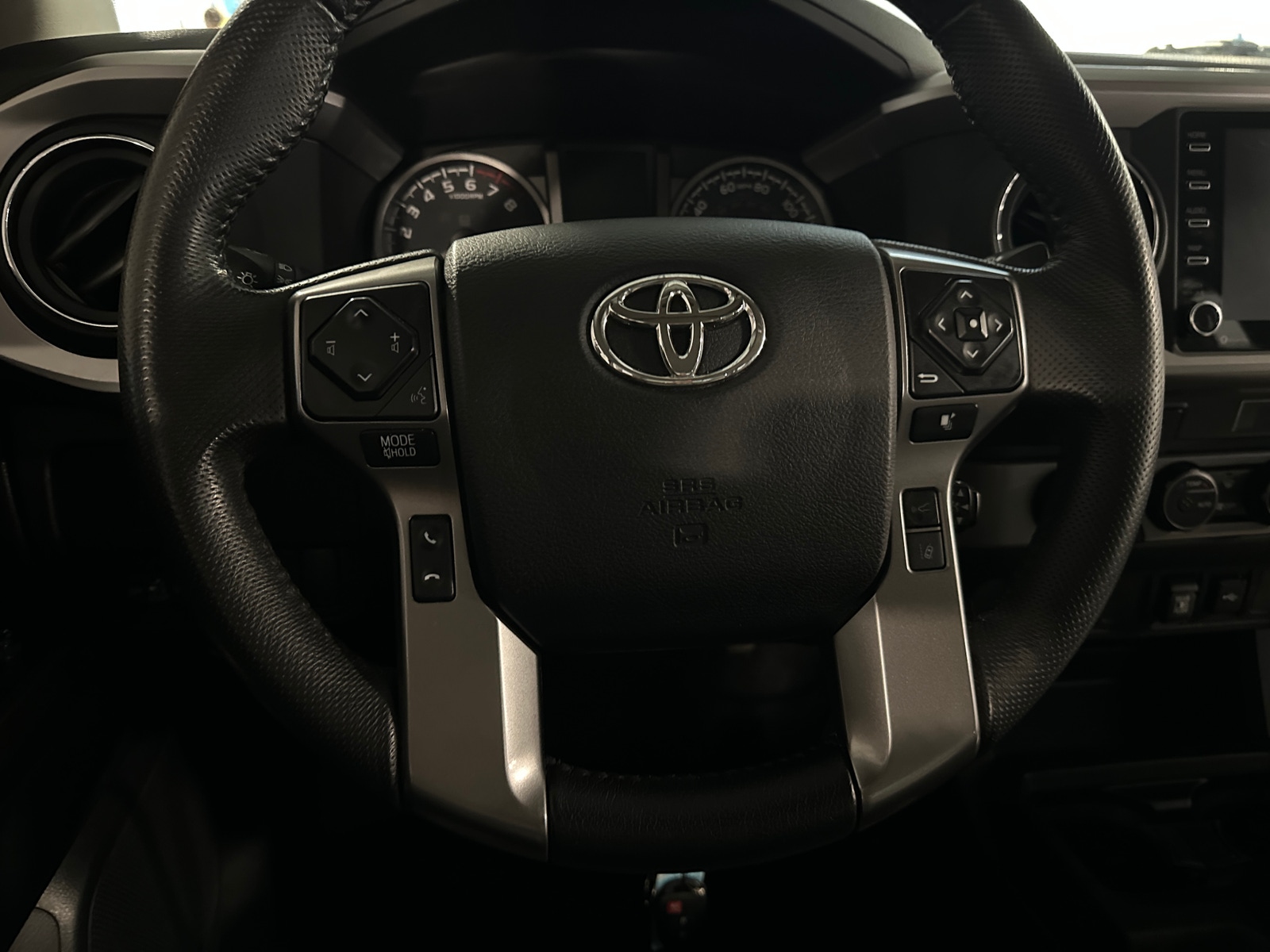 Thumbnail: 2022 Toyota Tacoma - 5