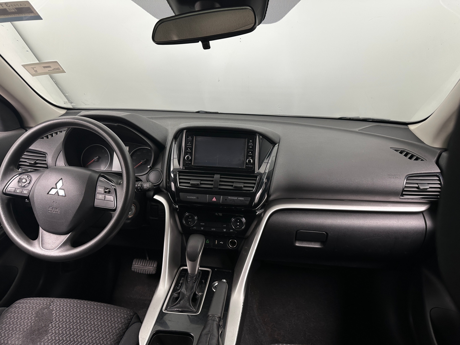 Thumbnail: 2022 Mitsubishi Eclipse Cross - 3